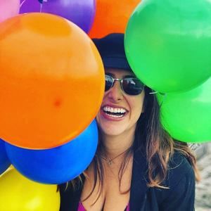 Meet your Posher, Dariele